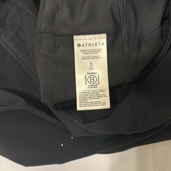 Athleta Run With It 14” Skort - Picture 9 of 9